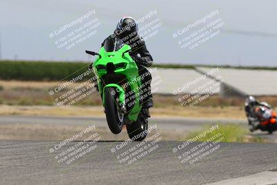 media/May-26-2025-Lets Ride (Mon) [[3bf1de1d65]]/B Group/1220pm (Wheelie Bump)/